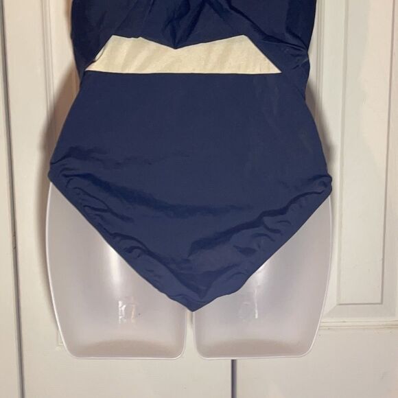 It Figures Swim Dress Built In Bra Tummy Panel 10T - Picture 13 of 16